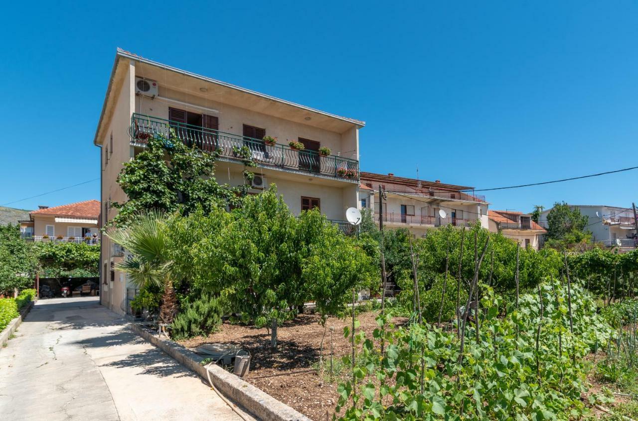 Kiwi Daire Trogir Dış mekan fotoğraf